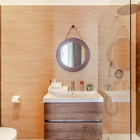 Vatican 3 Bedrooms And Private Sauna And Gym