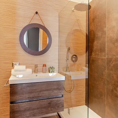 アパート Vatican 3 Bedrooms And Private Sauna And Gym